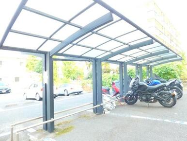 バイク置き場