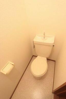 トイレ ※写真はイメージです。色仕様は現況優先です。