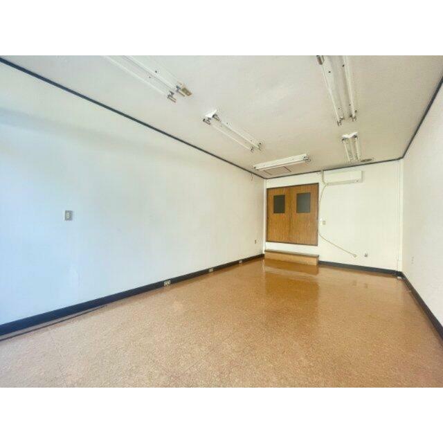 テナントスペース