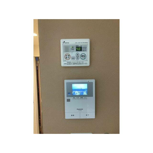 来訪者の確認のできるモニタ付インターホン