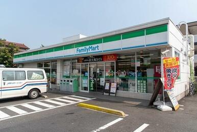 ファミリーマート　矢口二丁目店