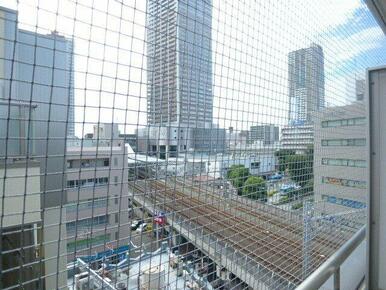 ※室内写真は703号室です