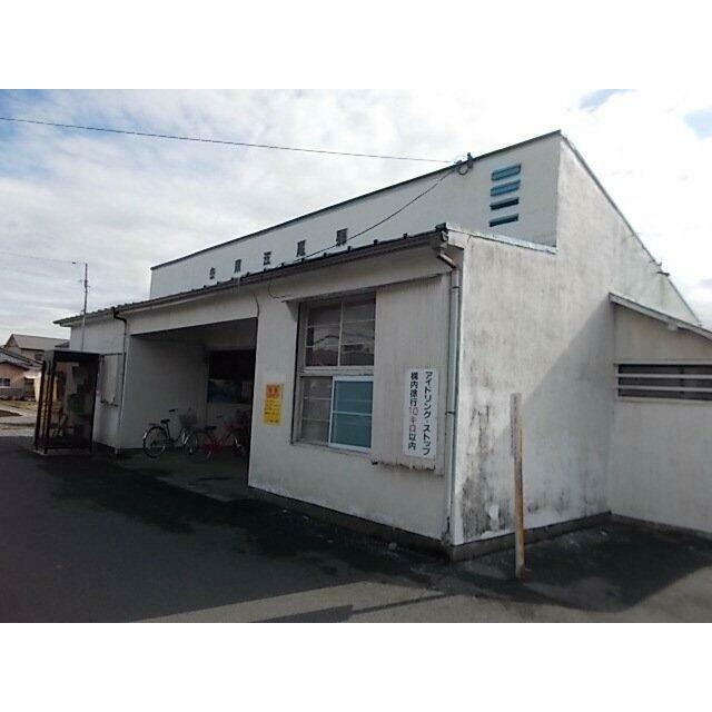 岳南江尾駅まで800m