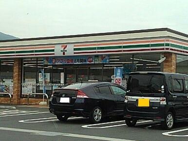 セブンイレブン　富士市須津店まで300m