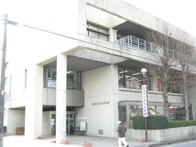 石岡市立中央図書館