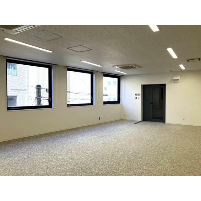 2Fワンフロア※分割前の写真です