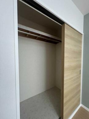 クローゼットの内部です