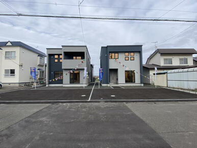 現地写真 前面道路（8.0m）