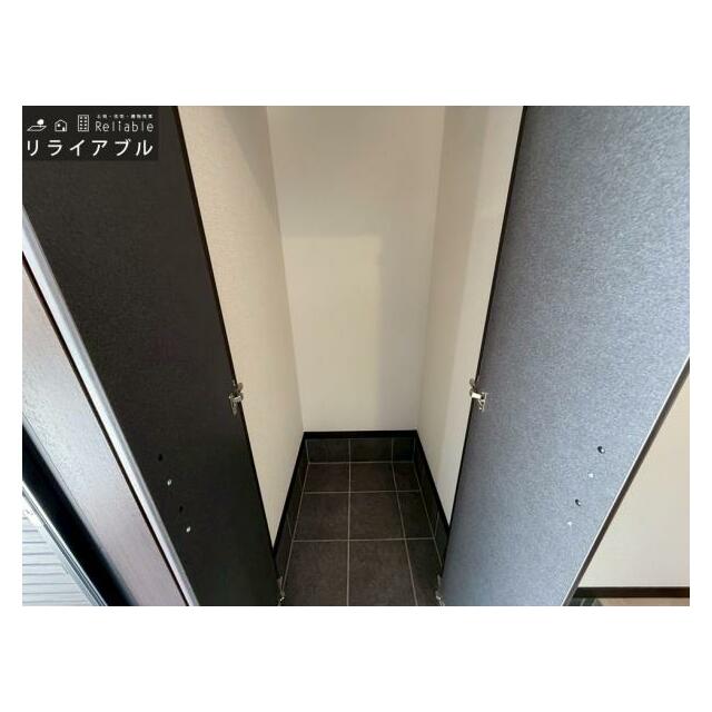 detached 本田町