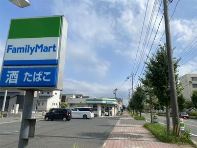 ファミリーマート芦屋浜口町店