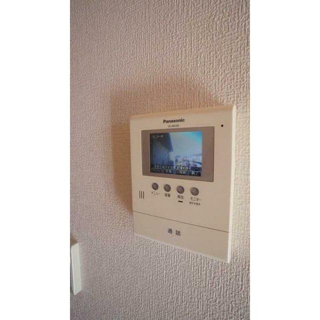 【ＴＶドアホン】来訪者を声と映像で確認できるカラーモニター付ドアホン♪録画機能付きで不在時の来訪者…