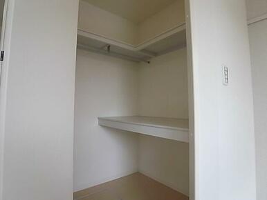 【ＷＩＣ】洋服はもちろん寝具や季節家電、スーツケースｅｔｃ家中の物をまとめて収納して下さい！