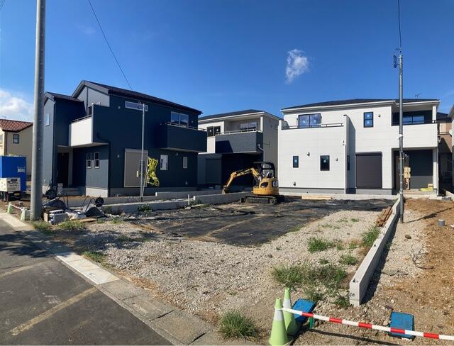 さいたま X-Guard安全柵 - センターロック付きスライドドア | Axelent