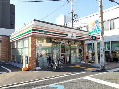 セブンイレブン長岡京セブン通り