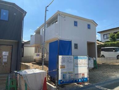 日を重ねるごとにこの佇まいに愛着が湧いてきそう（1号棟）