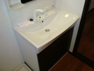 洗髪洗面化粧台