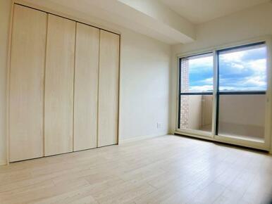 「洋室3」リビングに隣接する洋室です。