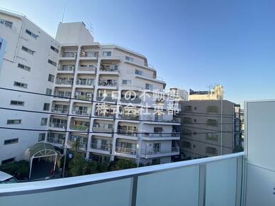 お部屋からの景色です！圧迫感がないので暮らしやすい♪