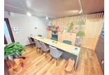 情報提供会社