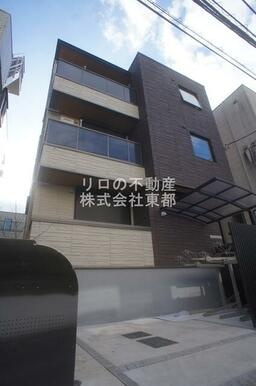 インターネット使用料無料なお部屋です。