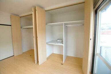 クローゼットんぷ