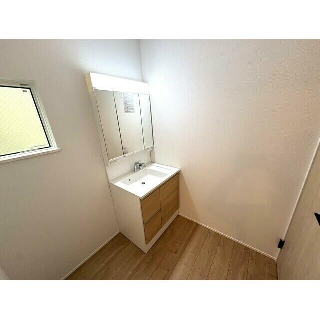 一日の始まりは洗面所から。さぁ顔を洗って気合を入れよう