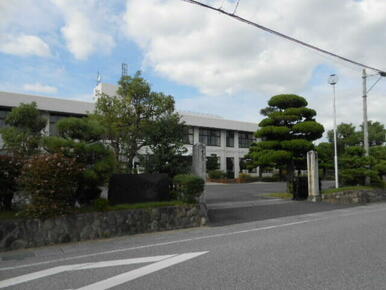 愛荘町立愛知川小学校