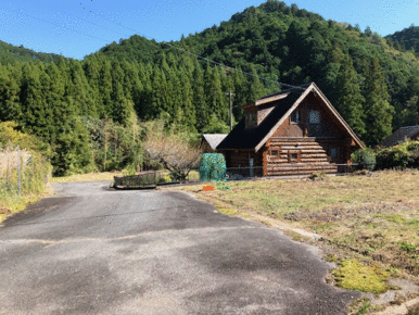 街並みです、遠くの山並みが綺麗です