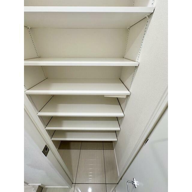 シューズボックス