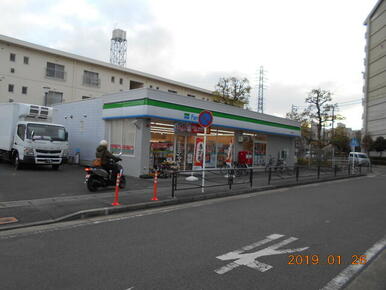 ファミリーマート川崎千年店