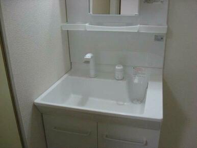 洗髪洗面化粧台