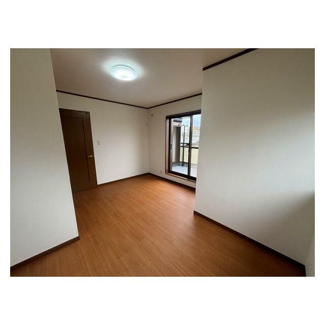 洋室　約7.2帖(2)