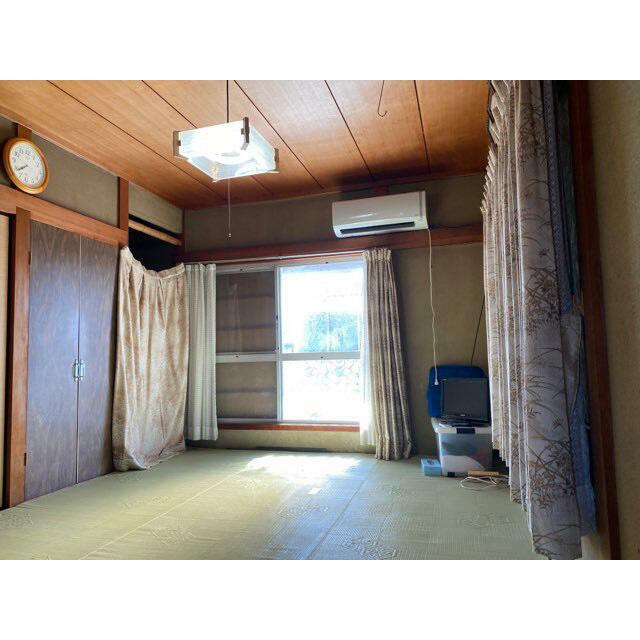 採光の良いお部屋でのんびりと寛げる空間