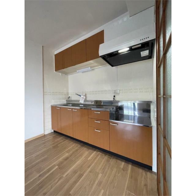 ２０２４年８月内装リフォーム完成！キッチンも新品に交換済です