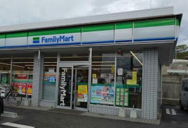 ファミリーマート狭山今熊店