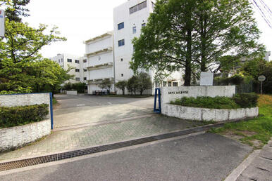 加木屋中学校