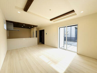 【リビング16.5帖】