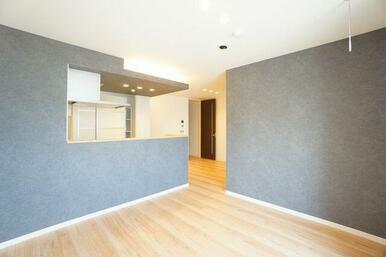 【１５．９帖ＬＤＫ】エアコン付きＬＤＫ　２口ＩＨ＋ラジエントヒーター＋グリル付きキッチンを採用した…