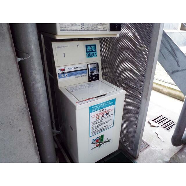 1Ｆ　コインランドリーございます（有料）♪