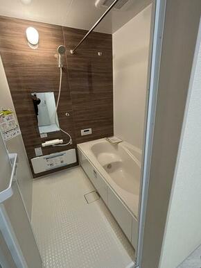 ゆったりくつろげる浴室で、心ほぐれる至福の時間（1号棟）