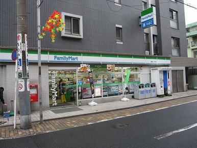 ファミリーマート綾瀬二丁目店