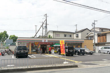 セブンイレブン枚方船橋本町店