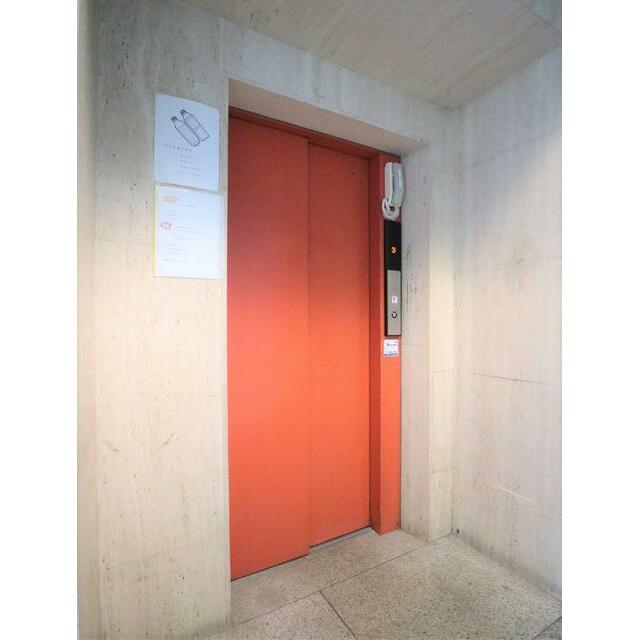 共用設備 エレベーター