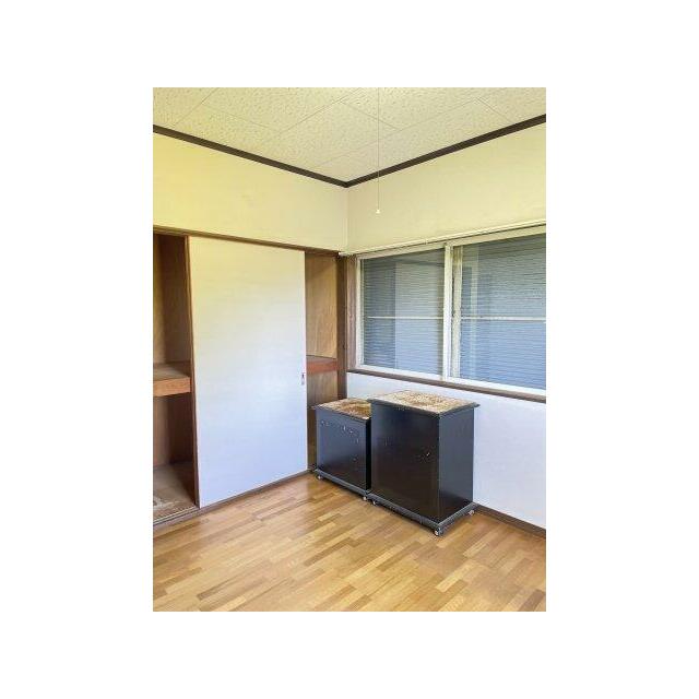 押し入れがあるので収納に困りません