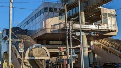 モノレール作草部駅
