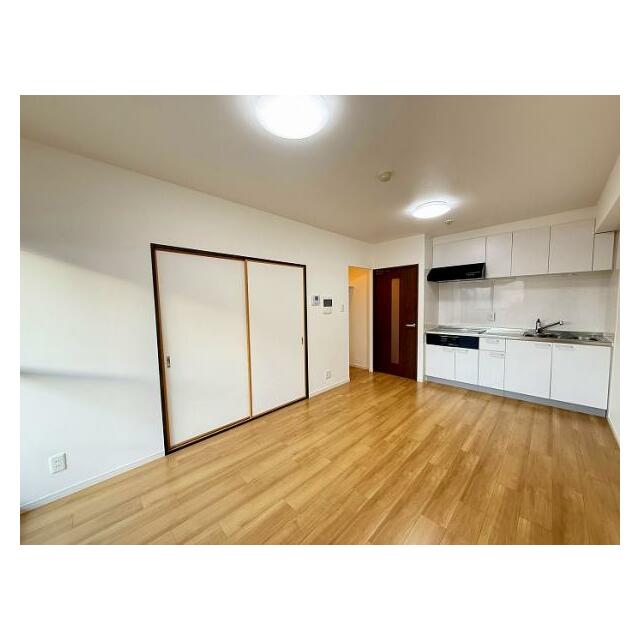 ダイニングキッチン　１