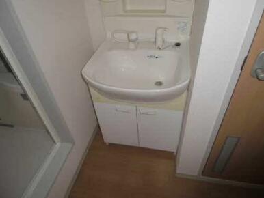 シャワー付洗面台