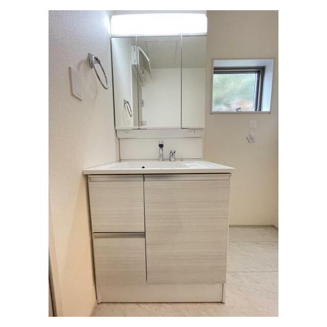 水が流れやすく汚れがたまりにくい設計でお手入れもらくらくです！