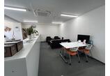 情報提供会社