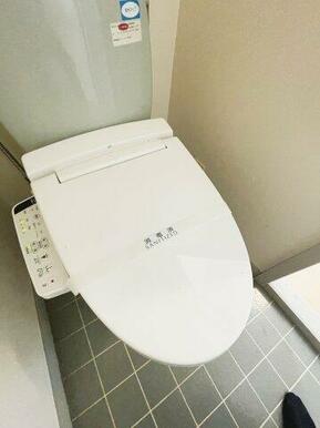 ゆったりとした空間のトイレです